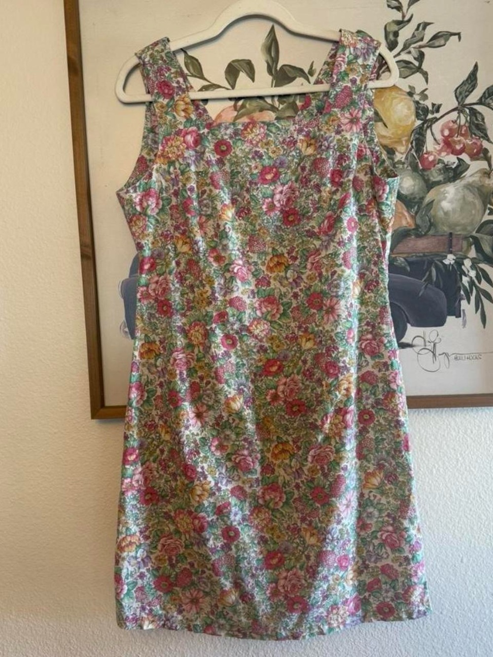 Sleeveless Floral Shift Dress in Pink and Green
